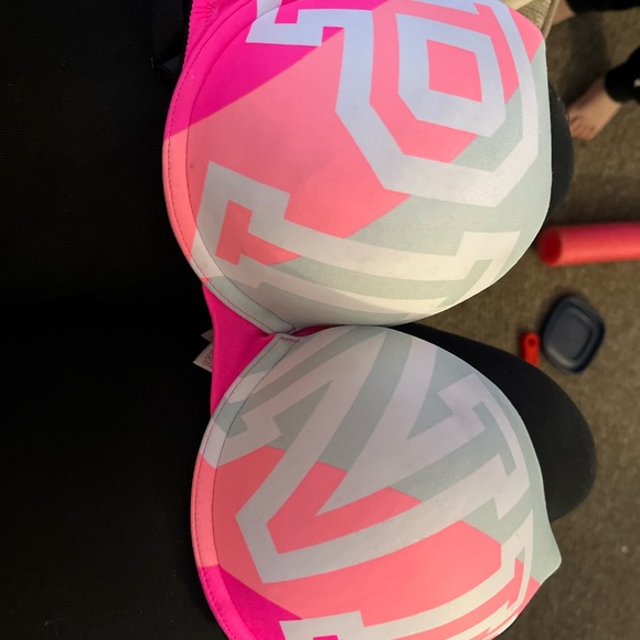 Pink, white bra from PINK Victoria Secret size 34D - Picture 2 of 2